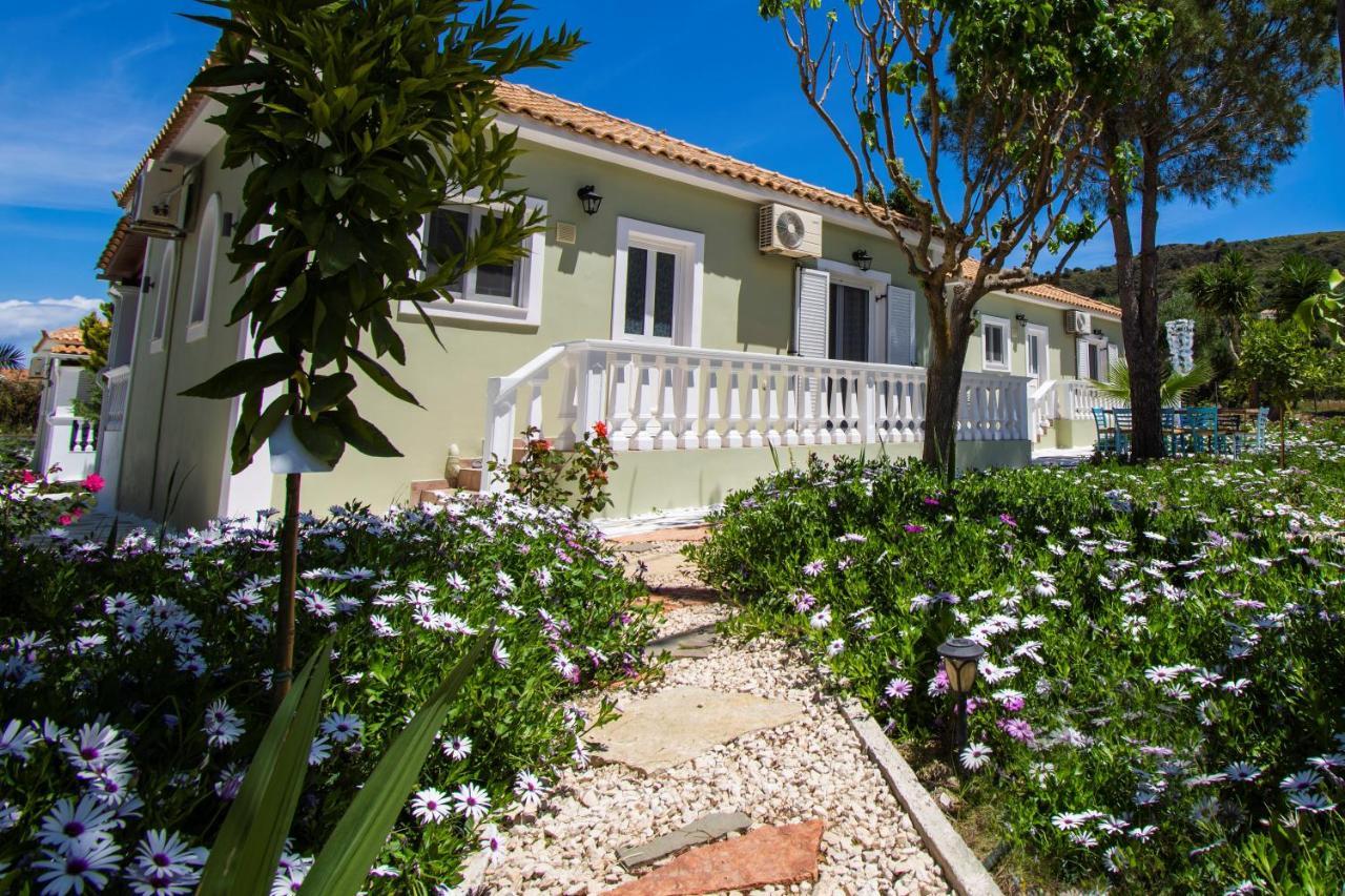 Villas Margaris Kalamaki  Luaran gambar